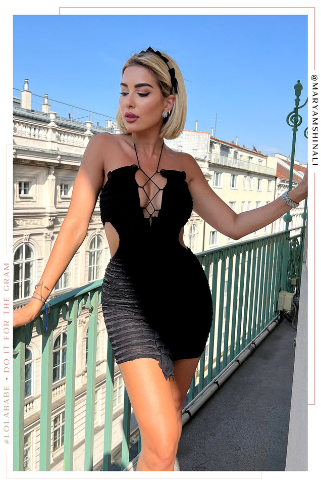 Load image into Gallery viewer, Black Halter Neck Mini Dress
