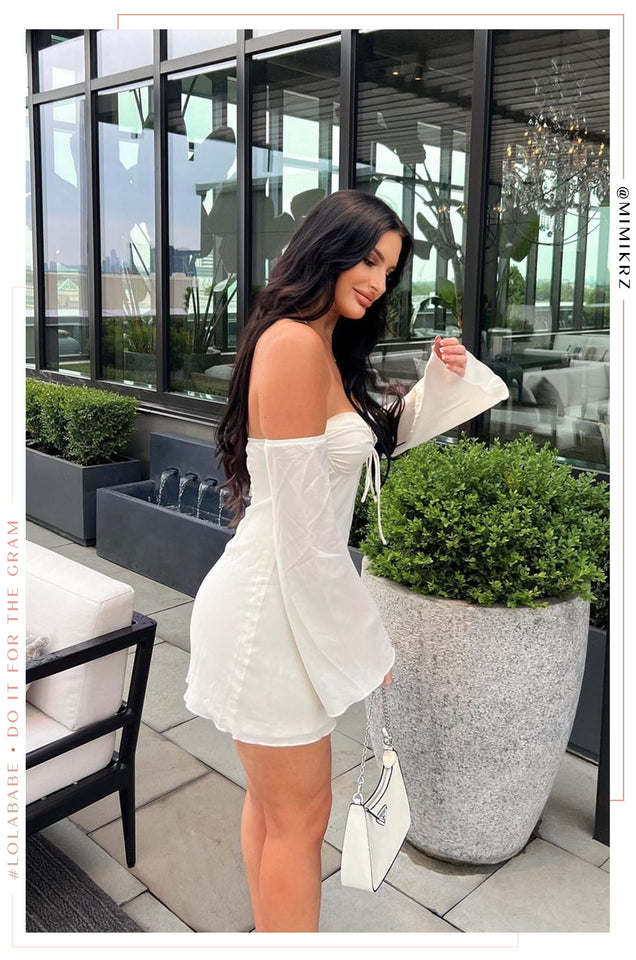 Load image into Gallery viewer, Women Wearing Ivory Dress
