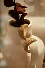 Load image into Gallery viewer, NATURAL RAFIA EARRINGS
