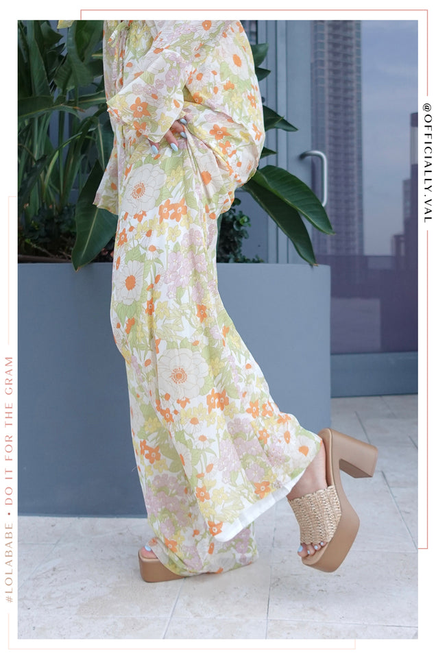Load image into Gallery viewer, Sara Platform Block Heel Mules - Natural
