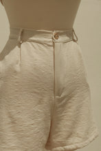 Load image into Gallery viewer, Lucia Linen Shorts - Nude
