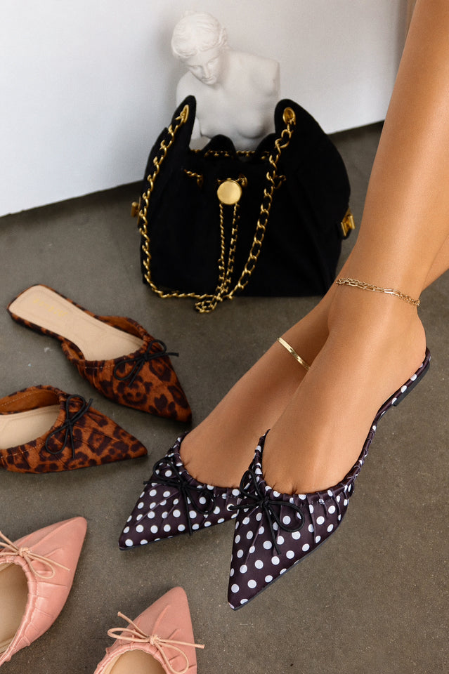 Load image into Gallery viewer, Darla Ruched Pointed Toe Flat Mules - Black Polka Dot

