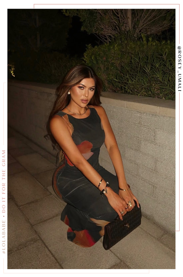 Load image into Gallery viewer, Away On Vacay Maxi Dress - Black
