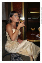 Load image into Gallery viewer, Women Sitting Wearing Light Yellow Set
