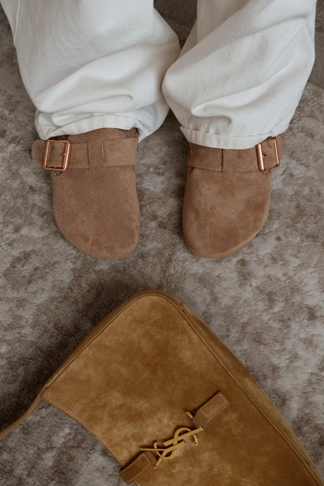 Load image into Gallery viewer, Slip Into Cozy Slip On Flats - Oatmeal
