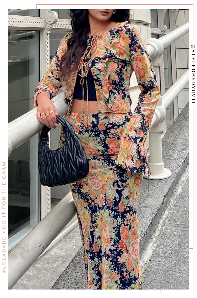 Load image into Gallery viewer, Saida Top - Navy
