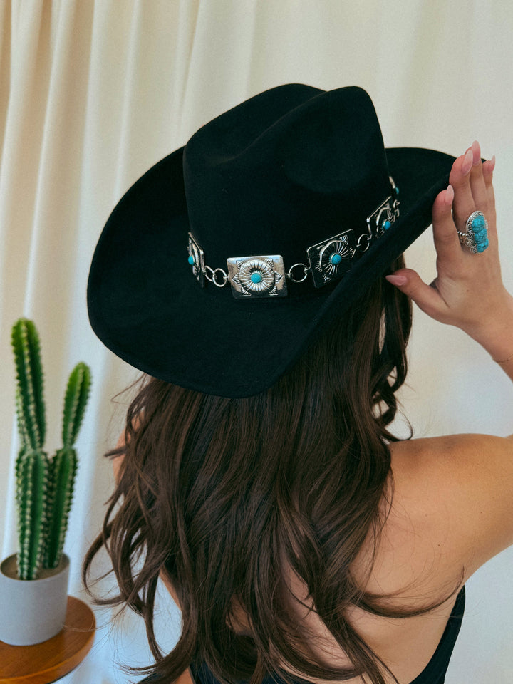 Load image into Gallery viewer, Yelayna Faux Suede Western Hat - Black
