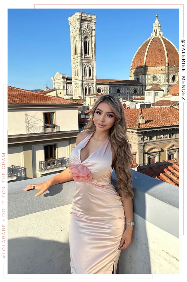 Load image into Gallery viewer, Halter Pink Dress
