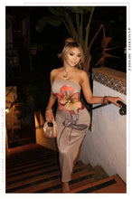 Load image into Gallery viewer, Dahlia Strapless Midi Dress - Nude
