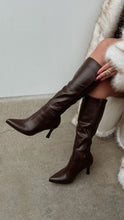 Load image into Gallery viewer, Zama Knee High Heel Boots - Brown
