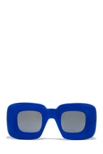 Load image into Gallery viewer, Oversized Blue Glasses

