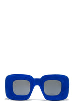 Load image into Gallery viewer, Blue Oversized Squared Frame 
