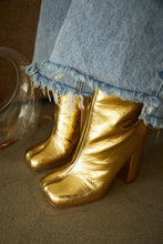 Load image into Gallery viewer, Alura Toe Split Block Heel Ankle Boots - Gold
