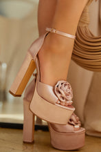 Load image into Gallery viewer, Women Wearing Platform Nude Heels
