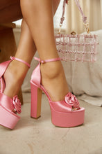 Load image into Gallery viewer, Amelia - Pink
