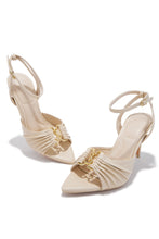 Load image into Gallery viewer, Anahi Single Sole Mid Heels - Ivory
