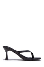 Load image into Gallery viewer, Angelie Mid Heel Thong Mules - Black Patent
