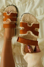 Load image into Gallery viewer, Women Holding Tan Faux Sherpa Sandals
