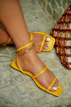 Load image into Gallery viewer, Bali Beach Flat Sandals - Yellow
