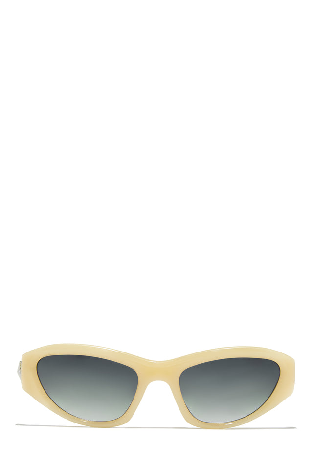 Load image into Gallery viewer, Kiazi Sunglasses - Purple
