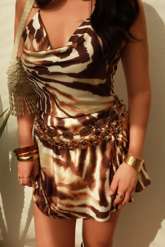 Load image into Gallery viewer, Shiloh Pendant Chain Belt - Gold

