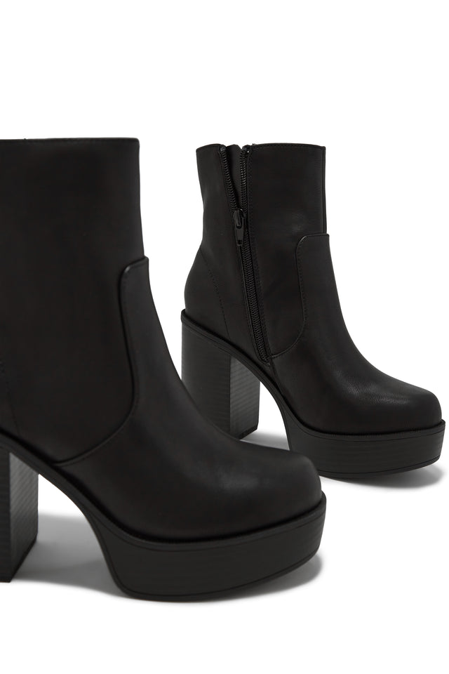 Load image into Gallery viewer, Marianna Block Heel Ankle Boots - Black
