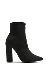 Load image into Gallery viewer, Black Chunky Heel Bootie
