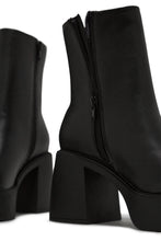 Load image into Gallery viewer, Karlie - Black
