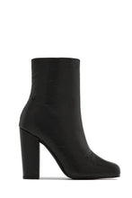 Load image into Gallery viewer, Alura Toe Split Block Heel Ankle Boots - Bone
