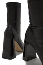 Load image into Gallery viewer, Giselle - Black
