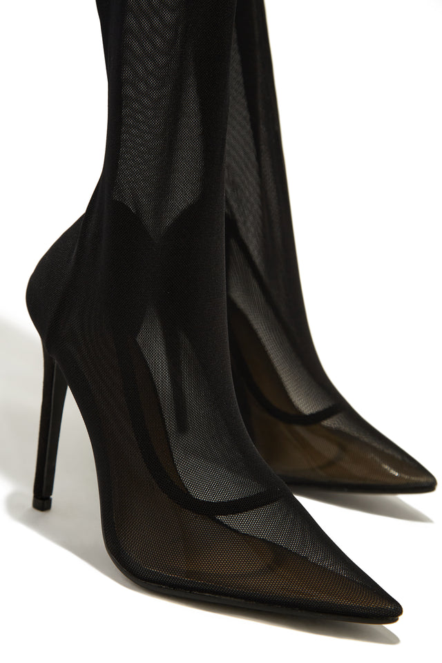 Load image into Gallery viewer, Timeless Allure - Black

