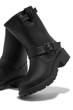 Load image into Gallery viewer, Stormy Water Resistant Rain Boots - Black
