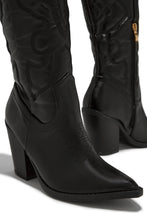 Load image into Gallery viewer, Fashion Muse - Black
