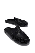 Load image into Gallery viewer, Julia Slip On Loafer Flats - Black
