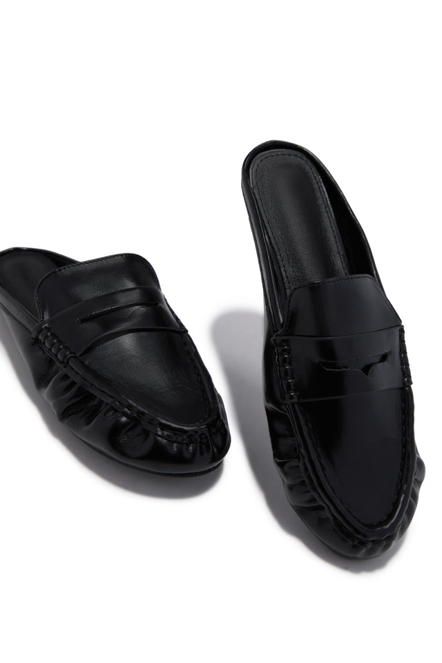 Load image into Gallery viewer, Julia Slip On Loafer Flats - Black
