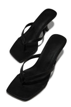 Load image into Gallery viewer, Black Thong Strap Mid Heel Mules
