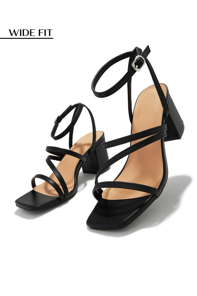 Load image into Gallery viewer, Black Wide Fit Chunky Heels
