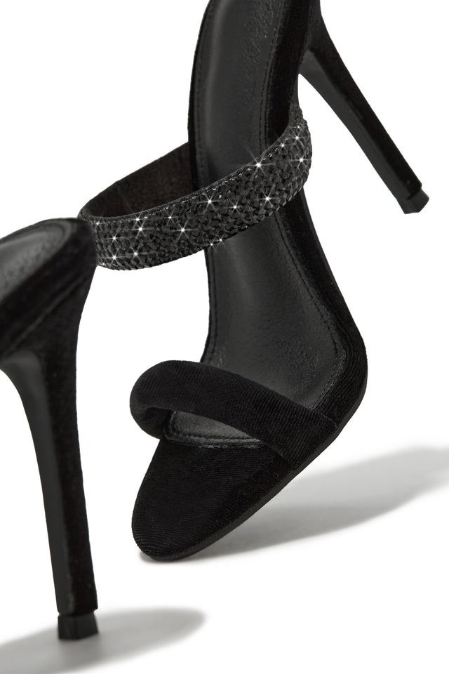 Load image into Gallery viewer, Black Rhinestone Heels
