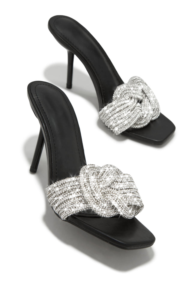 Load image into Gallery viewer, Black Embellished Mules
