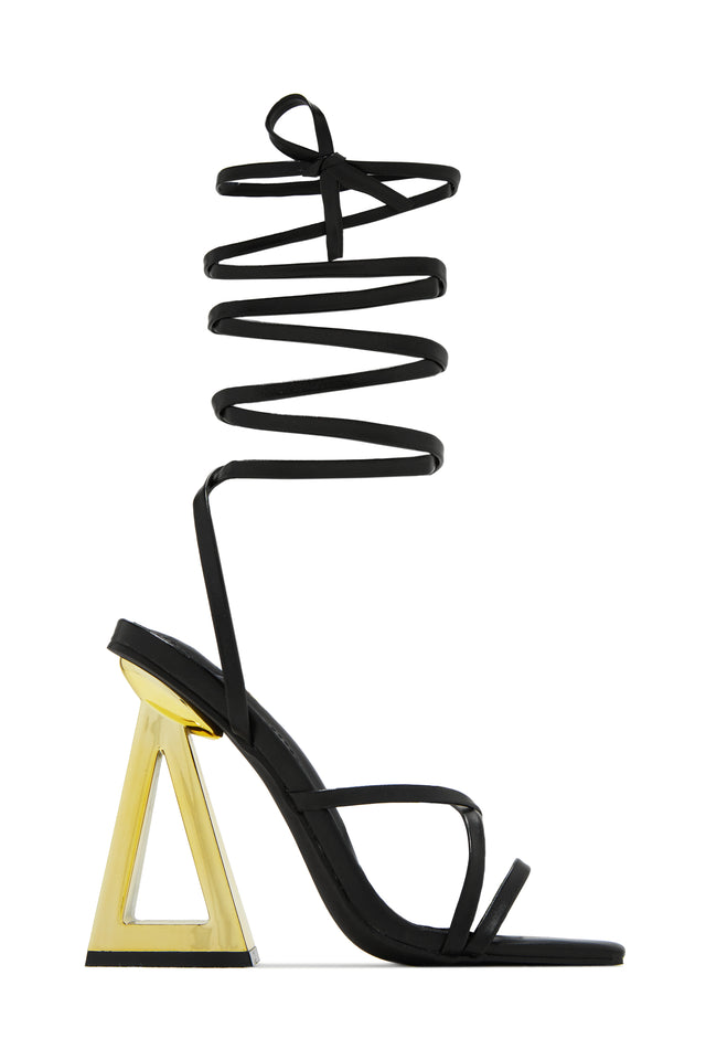Load image into Gallery viewer, Black Lace Up Chunky High Heels
