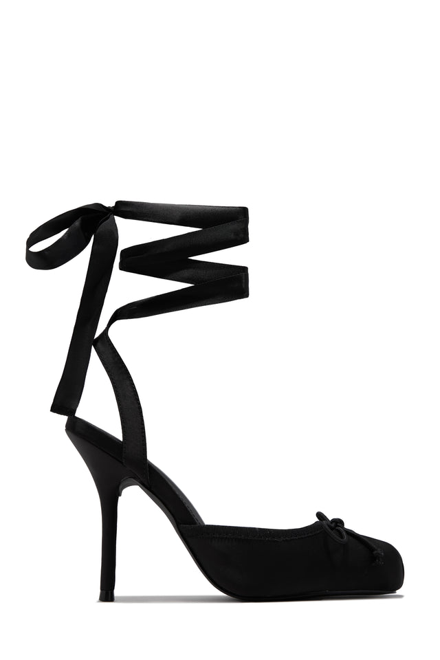 Load image into Gallery viewer, Klara Ballet Lace Up Heels - Black
