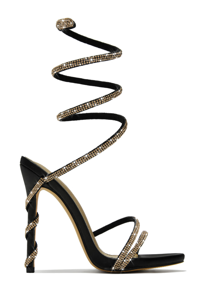 Load image into Gallery viewer, Black Single Sole Heels
