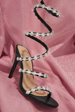 Load image into Gallery viewer, Black Single Sole High Heels
