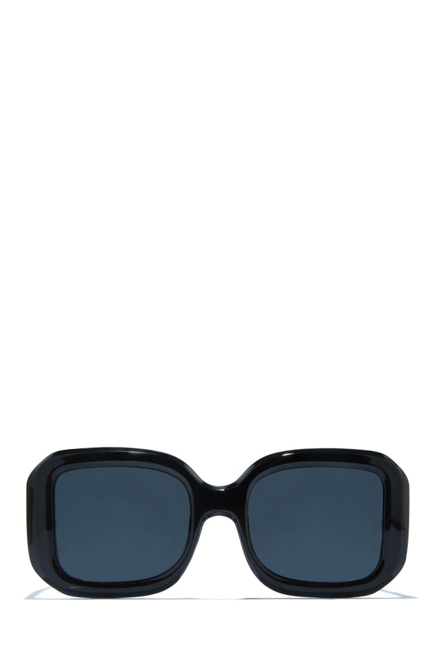 Load image into Gallery viewer, Sunny Beaches Oversized Sunglasses - Black
