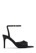 Load image into Gallery viewer, Anahi Single Sole Mid Heels - Black
