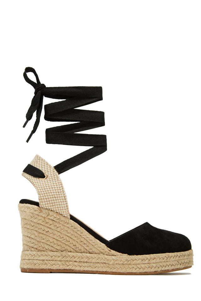 Load image into Gallery viewer, Black Espadrille Lace Up Platform Closed Toe Wedges
