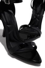 Load image into Gallery viewer, Tania Single Sole Heels - Black
