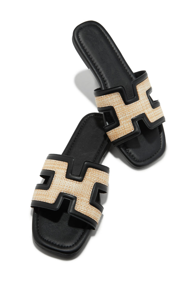 Load image into Gallery viewer, Yuliana Slip On Sandals - Black
