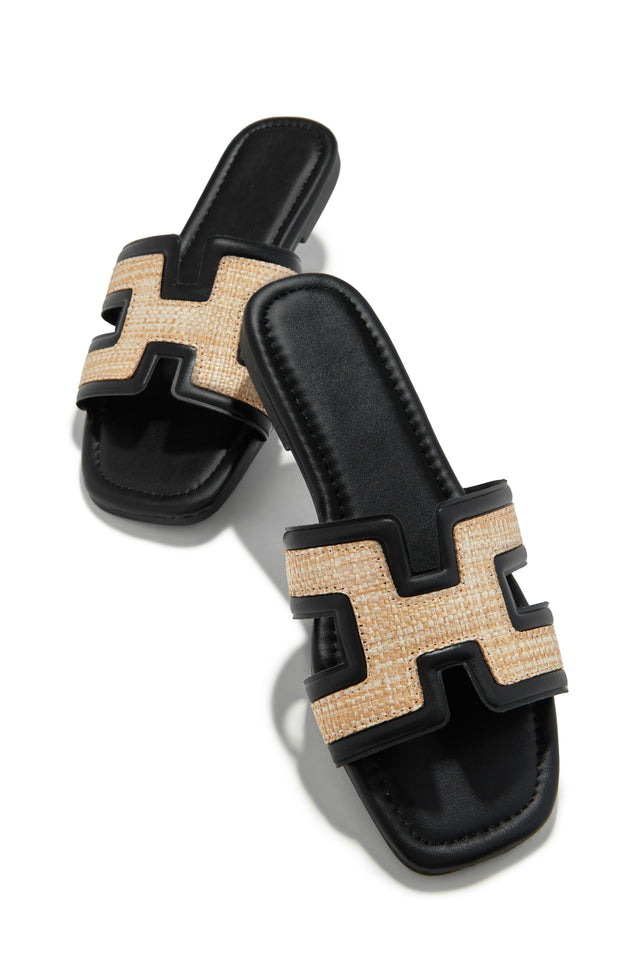Load image into Gallery viewer, Yuliana Slip On Sandals - Black
