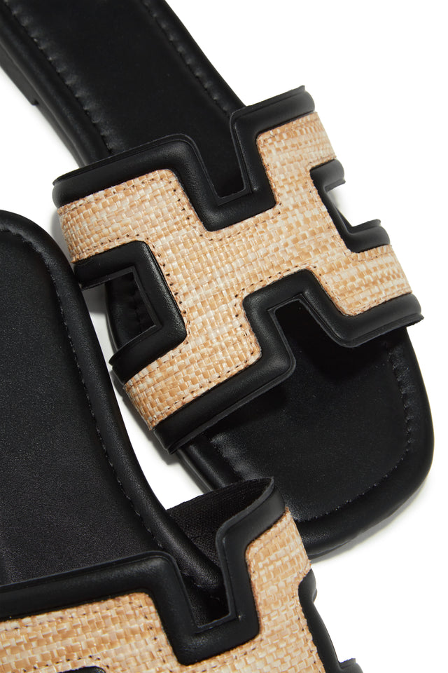 Load image into Gallery viewer, Yuliana Slip On Sandals - Black
